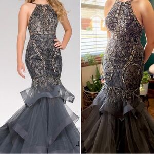 Jovani 31554 Prom Dress Charcoal “Gunmetal” Beaded Mermaid Formal Gown Size 2